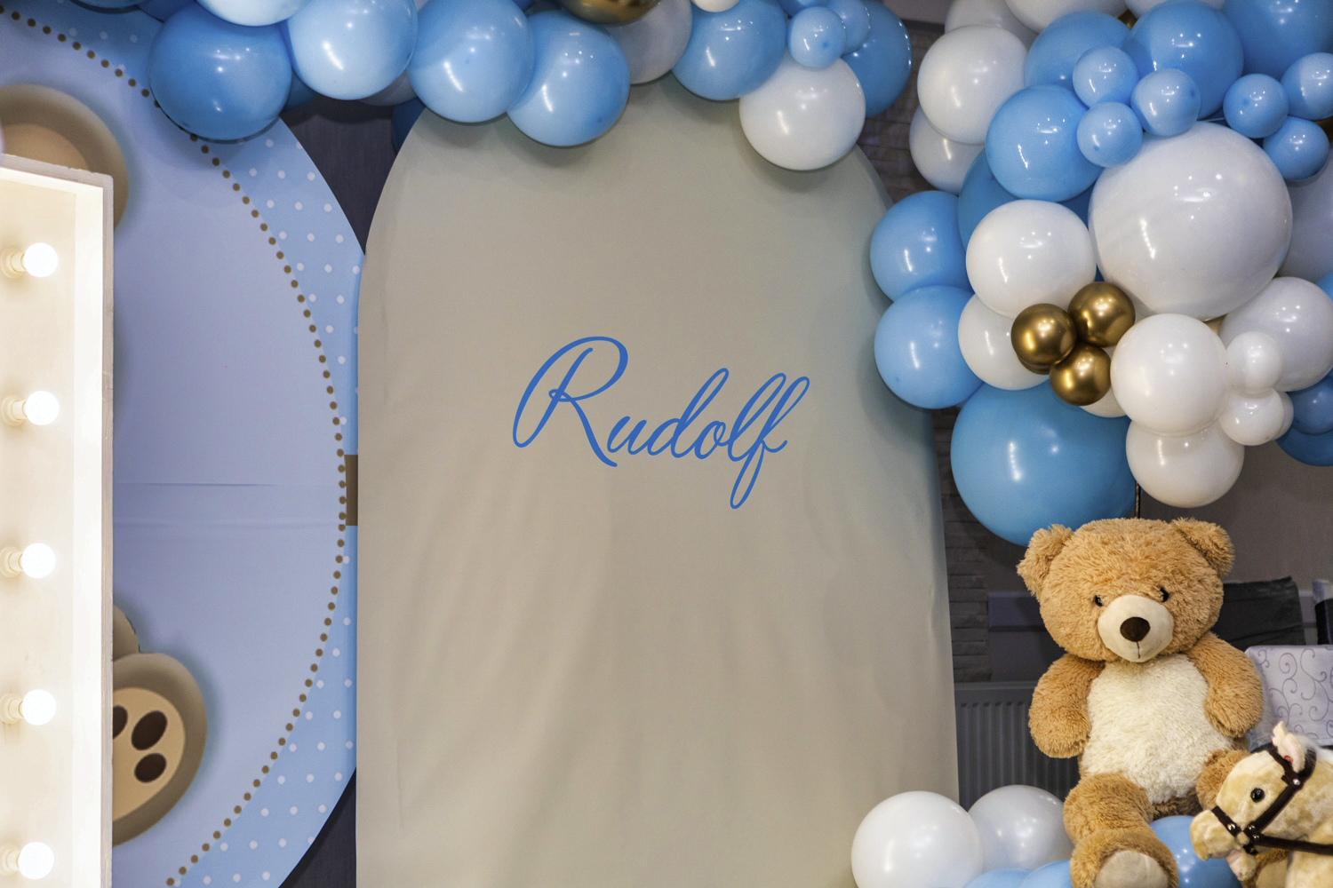 Rudolf's 1st birthday — photograph 3