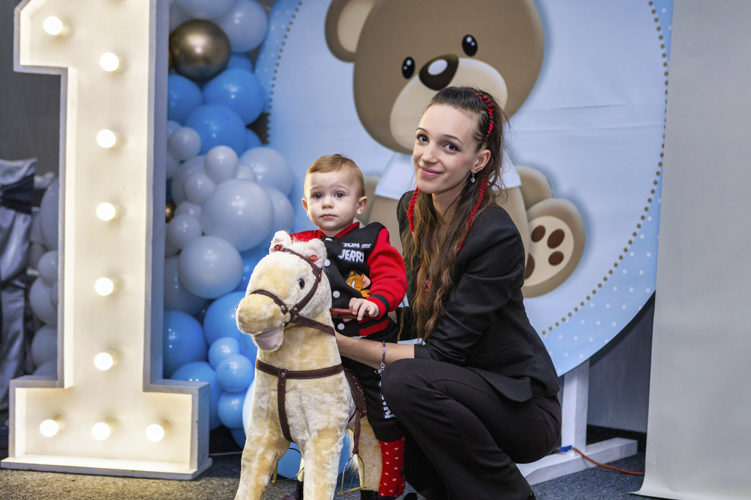 Rudolf's 1st birthday — photograph 13