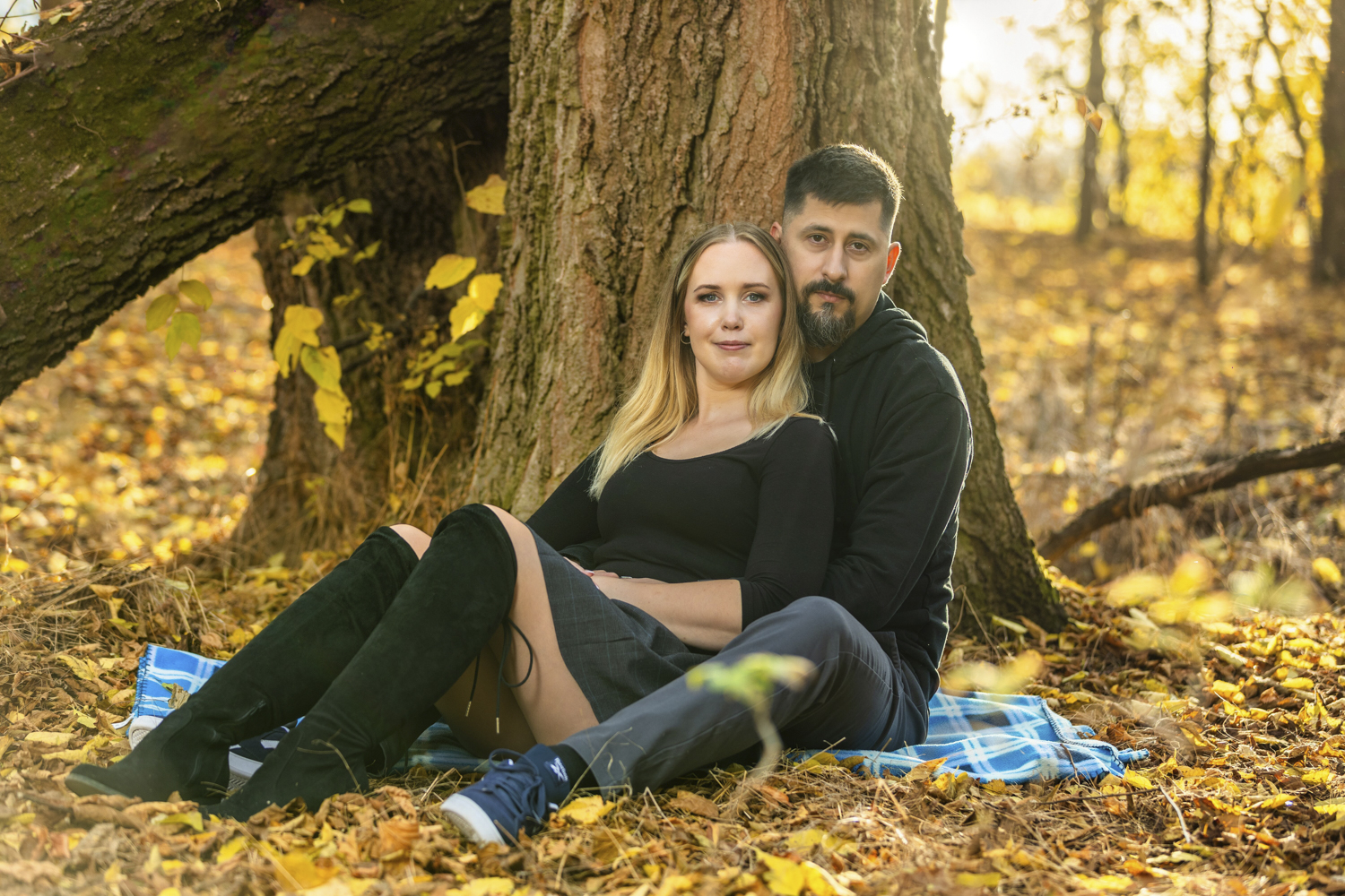 Kristi & Arpi jesenje fotografisanje para — fotografija 7