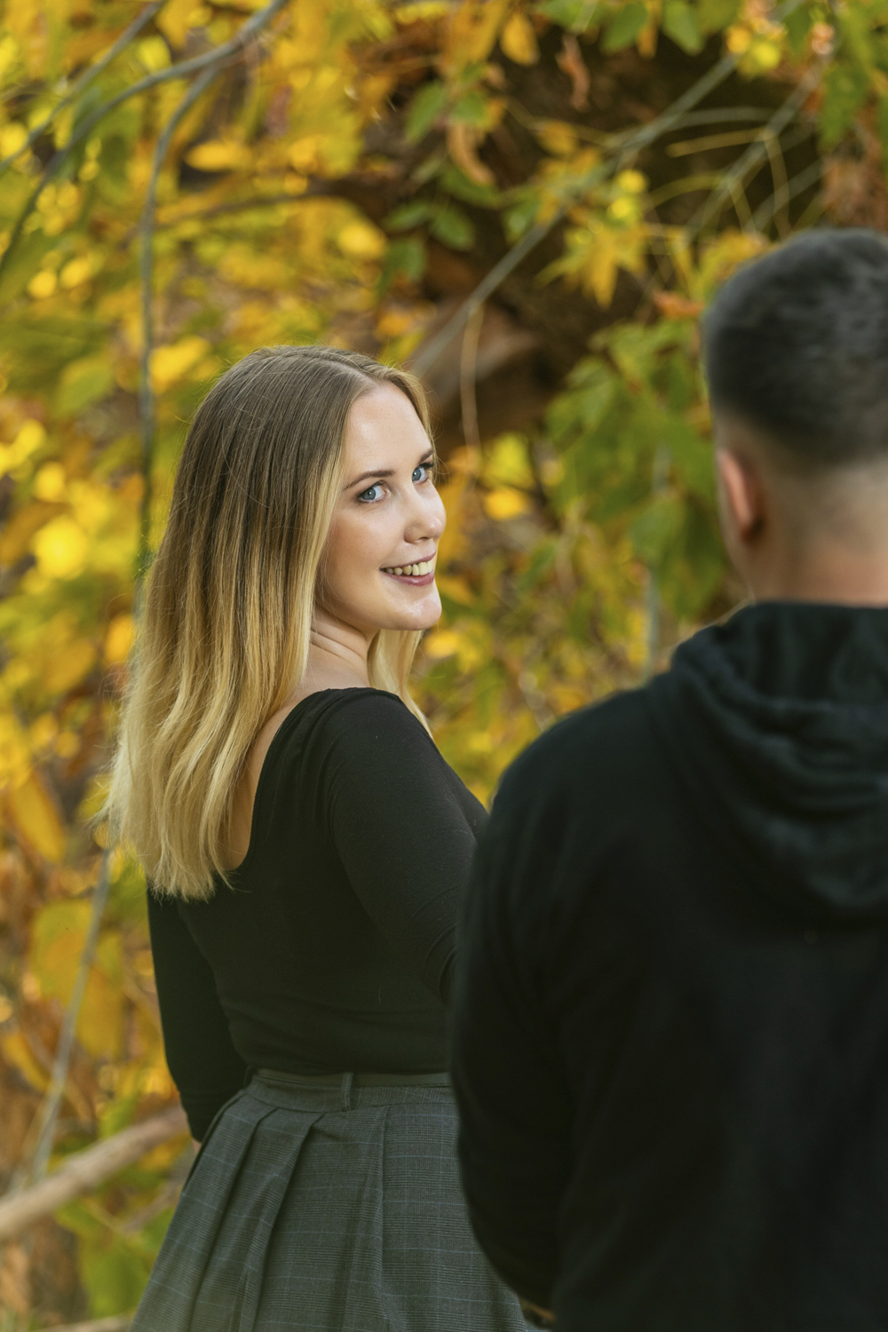 Kristi & Arpi jesenje fotografisanje para — fotografija 12