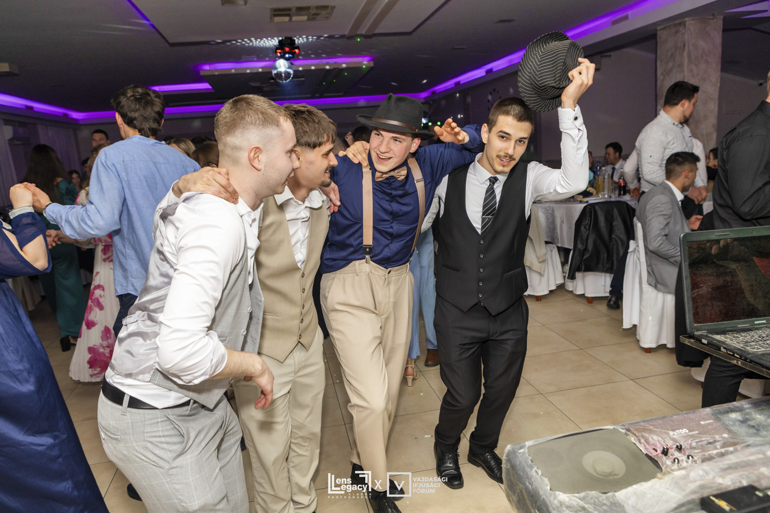 VIFÓ prolećni Bal - 2026 — fotografija 12